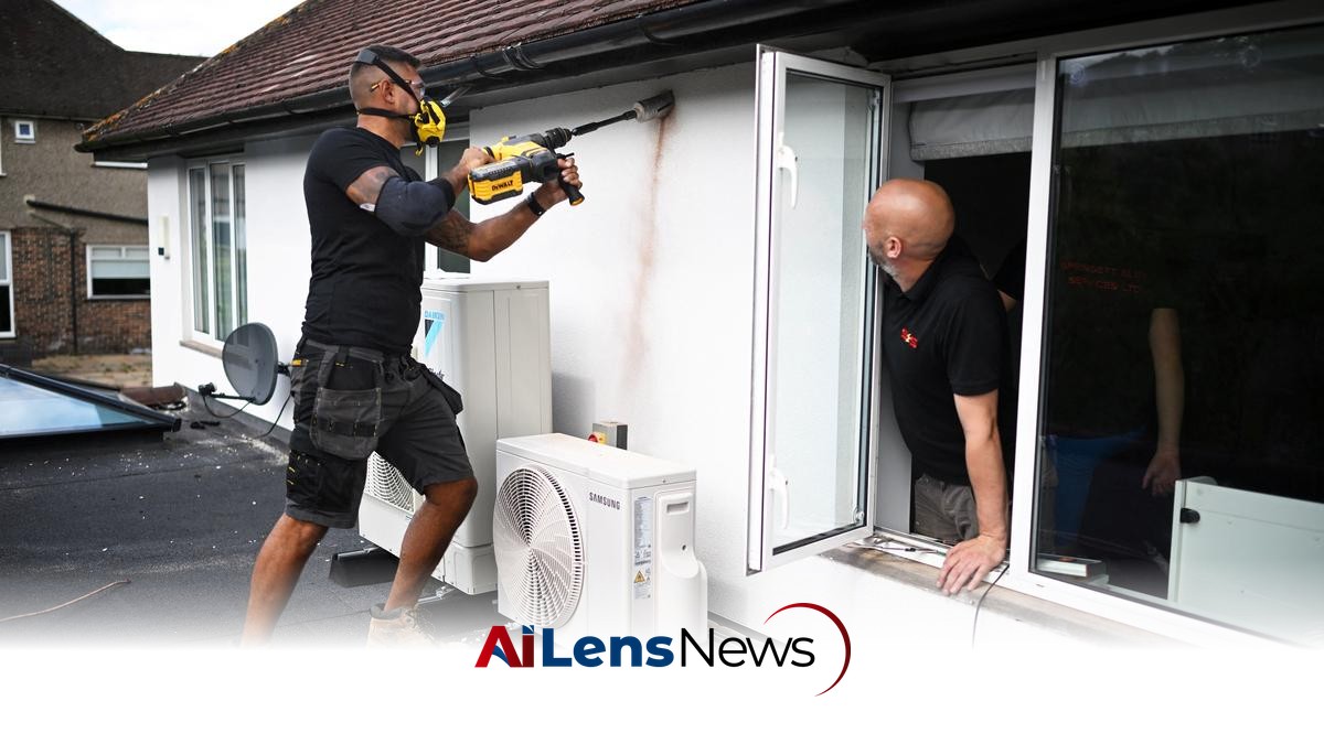 Experts Urge Caution as Demand Grows for AC in Heatwave-Hit U.K.