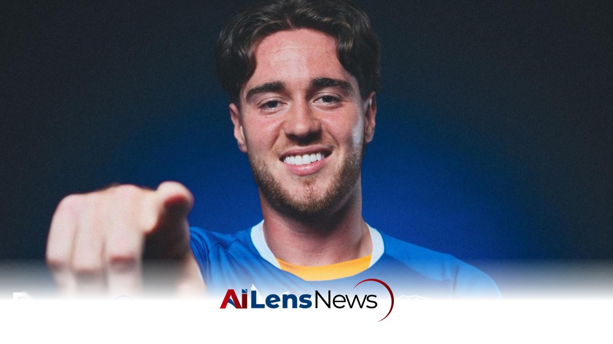 Everton Sign Midfielder Hackney from Middlesbrough