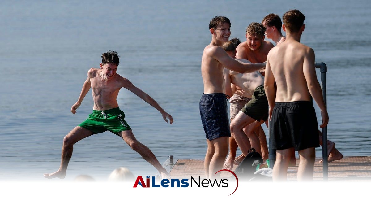 UK Faces Fourth Heatwave of Summer with Temperatures Reaching 34°C