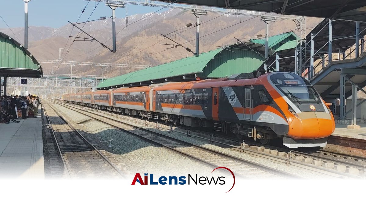 Special Train Transports Over 600 Stranded Tourists from Srinagar to Katra