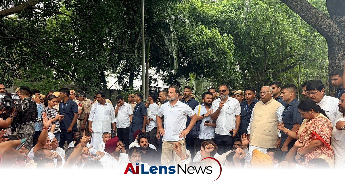 Rahul Gandhi Leads Protest March to PM Modi's Residence Over Police Brutality Against Students