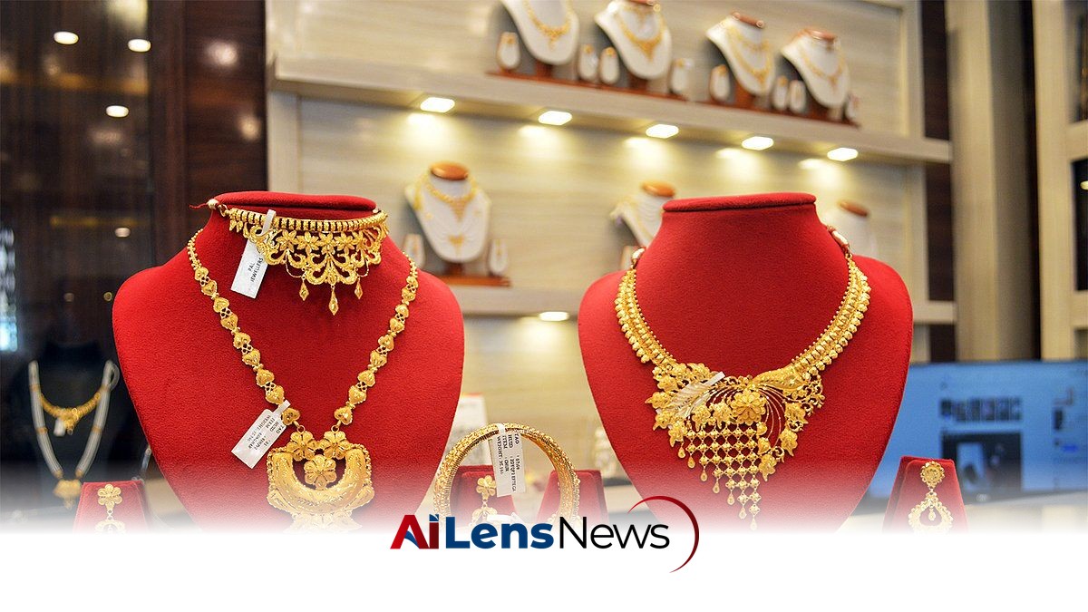 Dubai Gold Prices Approach Dh500 as Global Bullion Gains