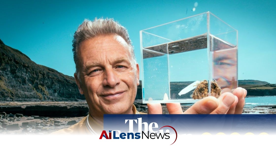 Chris Packham Crowned Successor to David Attenborough in New BBC Documentary 'Evolution'