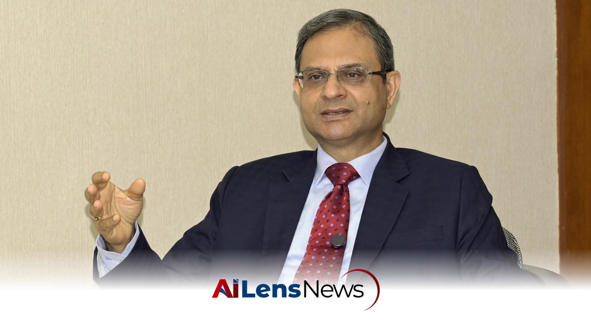 RBI Governor Affirms Rupee Undervaluation Amid Strong FCNR(B) Inflows