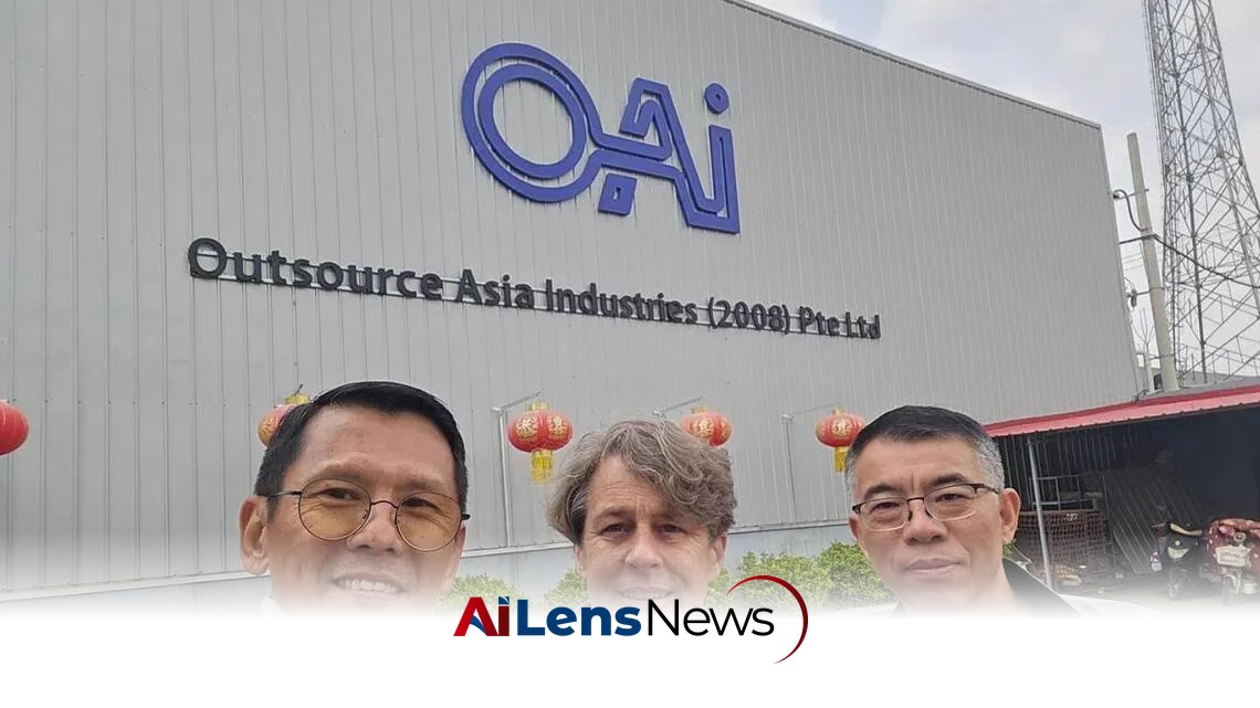 Singapore Businesses Struggle with New 12.5% US Tariffs