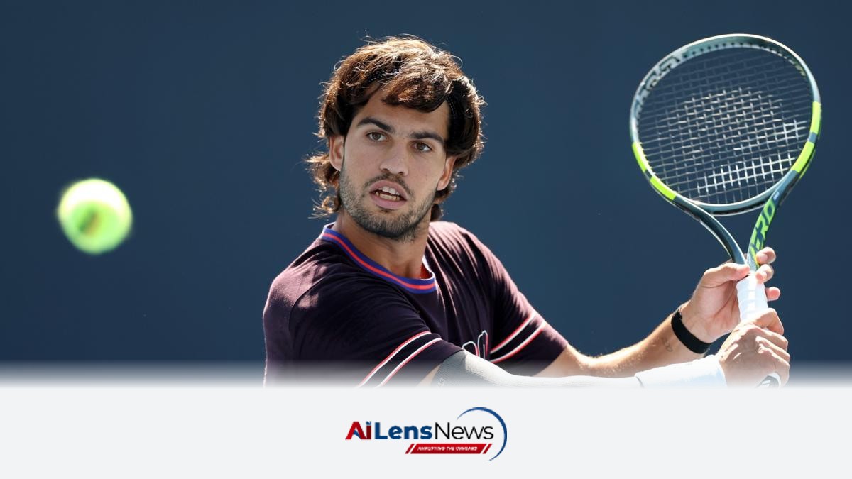 Carlos Alcaraz Faces Tough Test Against Roman Safiullin at US Open Carlos Alcaraz Faces Tough Test Against Roman Safiullin at US Open