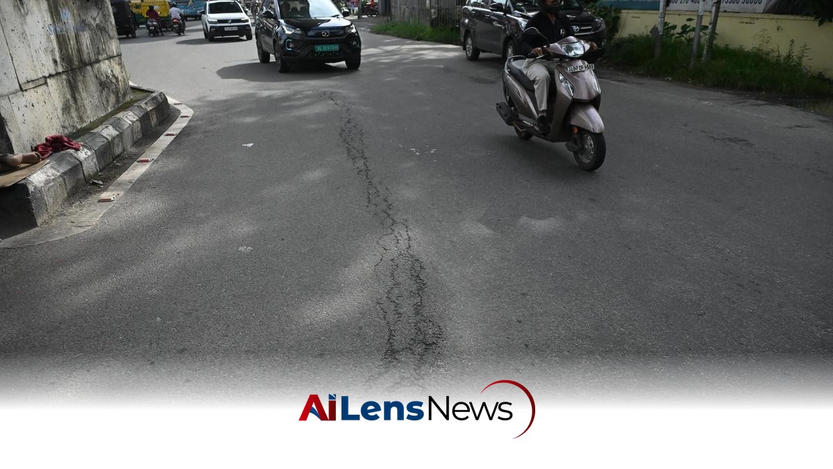 Committee suggests ₹10-crore project to end undulations on S.A. Road