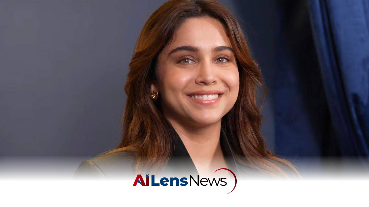 Sharvari Dazzles in Rs 2.20 Lakh All-Black Ensemble