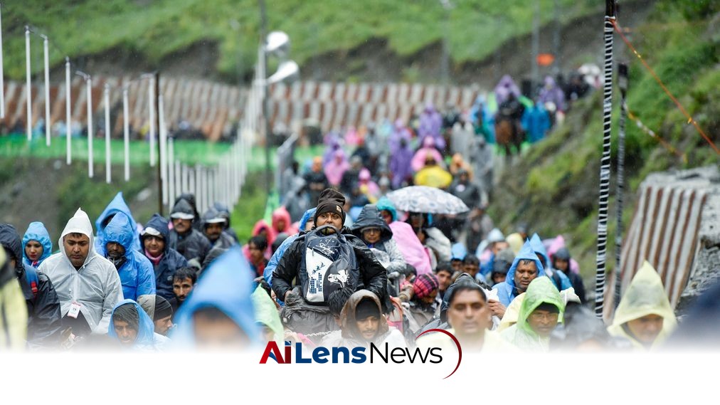 Amarnath Yatra Temporarily Suspended Due to Adverse Weather Conditions
