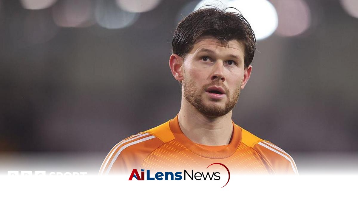 Arsenal set to sign Meslier on free transfer after Leeds exit