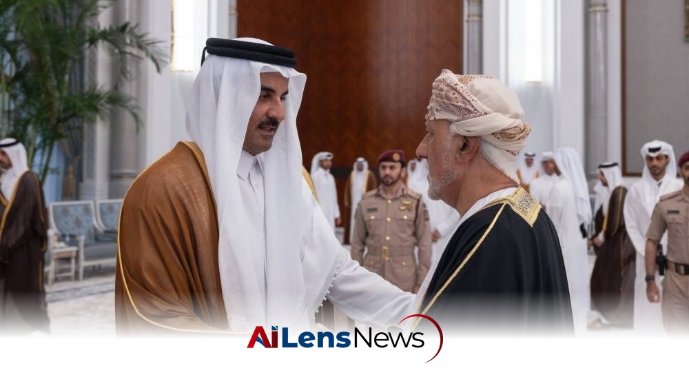 Qatar's Amir Meets Oman's Deputy Prime Minister for Defense Affairs