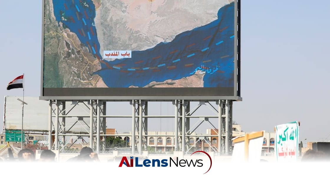 Saudi Oil Tankers Redirect Amid Houthi Threats in Red Sea