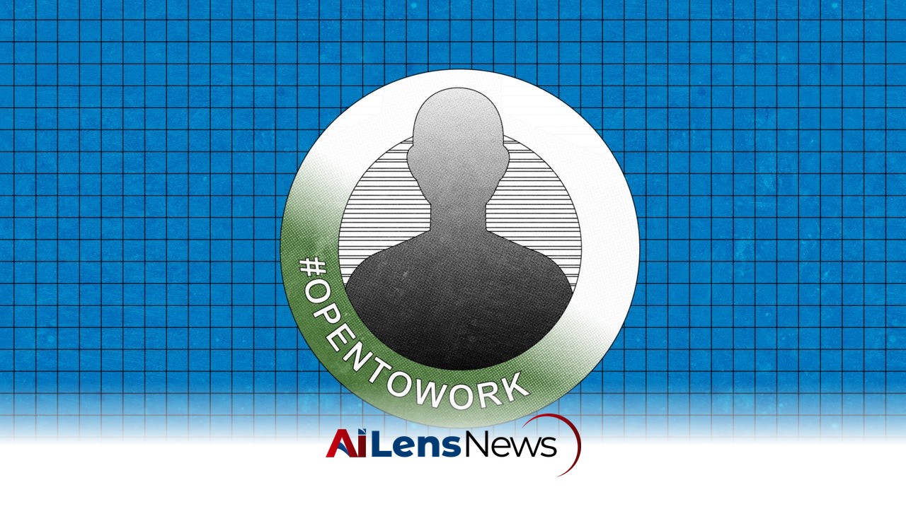 Debate Surrounds LinkedIn's 'Open to Work' Badge: Is It Effective or Detrimental?