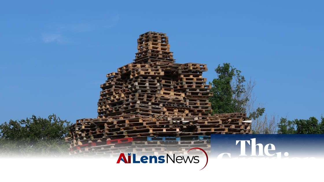 Man dies after falling from Eleventh Night bonfire in east Belfast