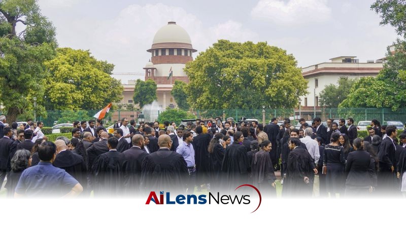 Supreme Court Lawyers Recite Constitution's Preamble in Solidarity with Student Protesters