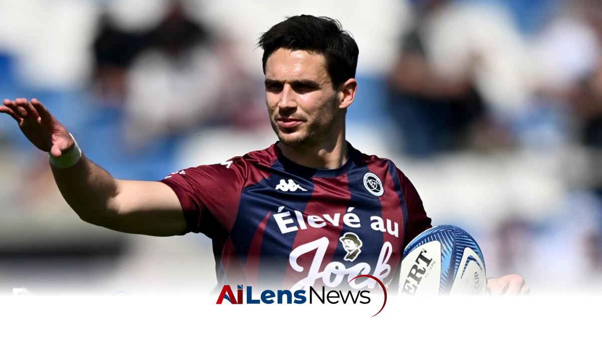 Leinster Confirm Ireland Fly-Half Carbery's Return
