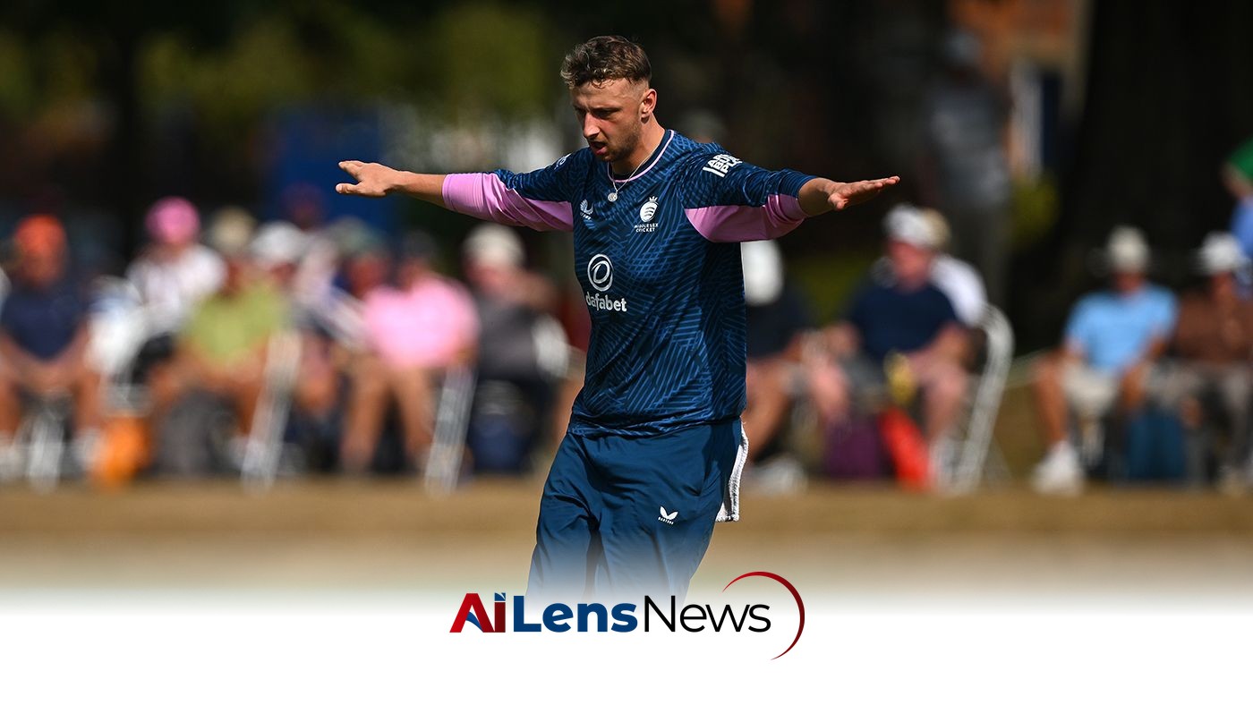Middlesex claim rare win thanks to Hollman heroics