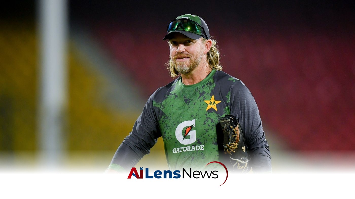 Pakistan fielding coach Shane McDermott quits