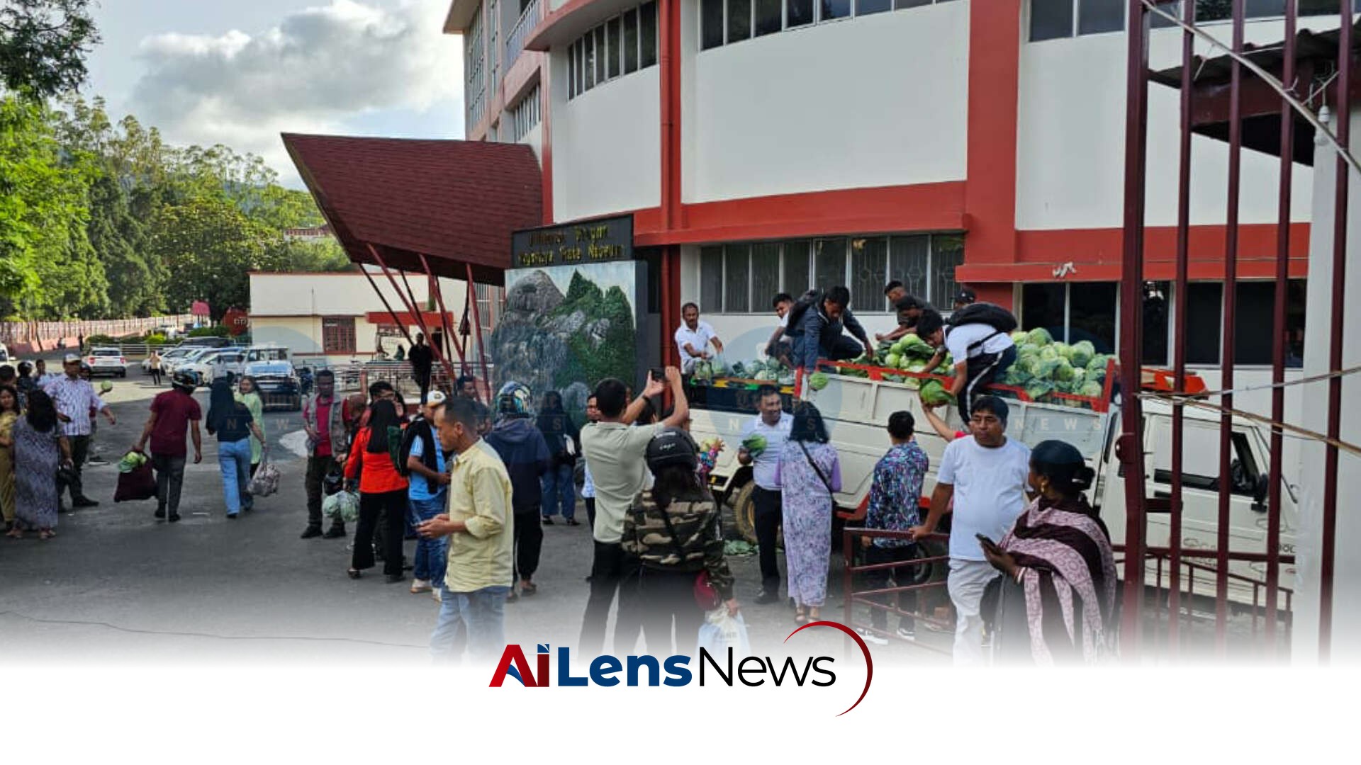 Farmers Protest Cabbage Prices in Shillong, Meeting Scheduled