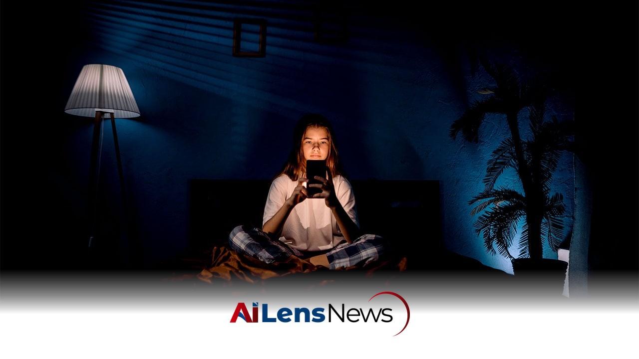 U.K. Proposes Social Media Curfews for Teens Aged 16-17
