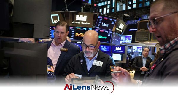 US Stock Market Update: Nasdaq Declines Amid AI Spending Concerns