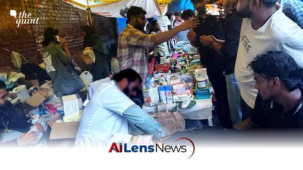 'We Were NEET Students Once': Volunteer Doctors on the Front Lines at Jantar Mantar