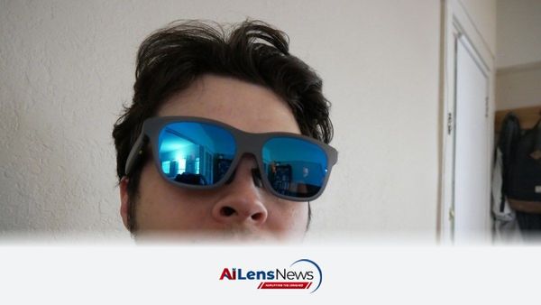 Exploring XREAL's Smart Glasses: A New Way to Watch Movies?